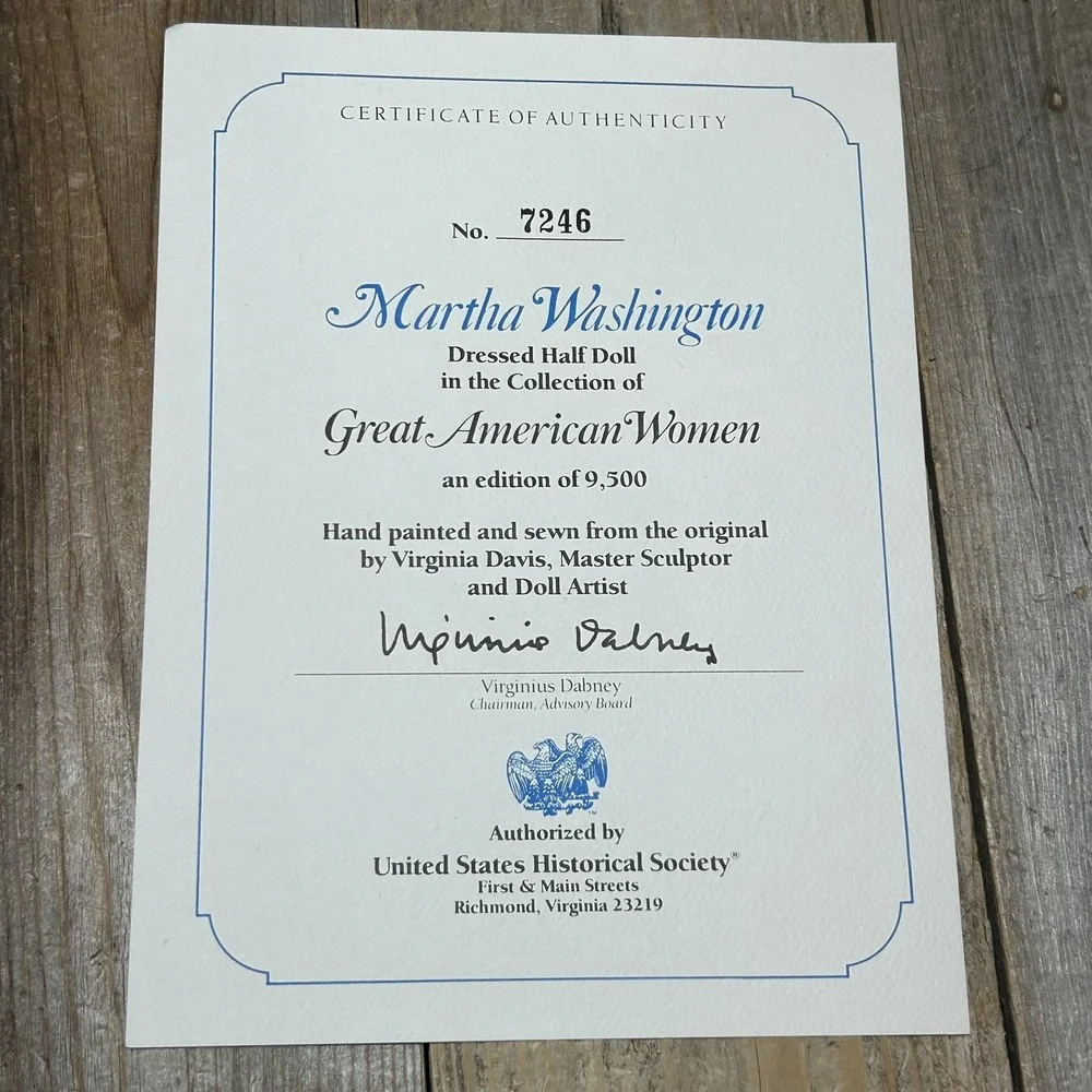 United States Historical Society Martha Washington Dressed Half Doll COA Box